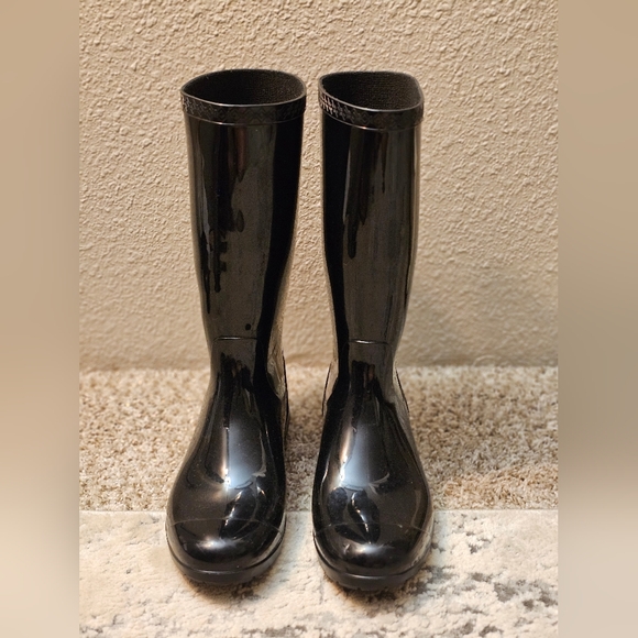 UGG Sienna Black Glossy Rain Boots - Picture 1 of 8